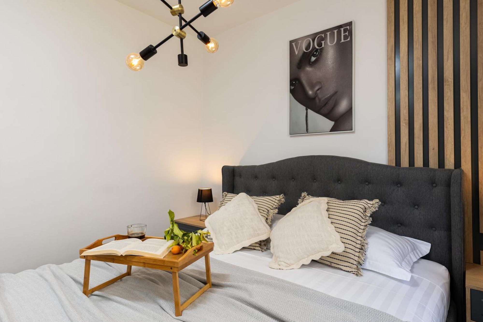 Honoris - Brand New - Private Parking - 90 M From The Beach- Terrace * Slano
