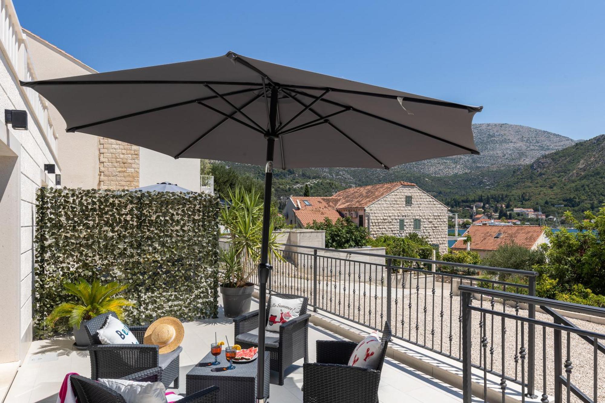 Apartment Honoris - Brand New - Private Parking - 90 M From The Beach- Terrace *