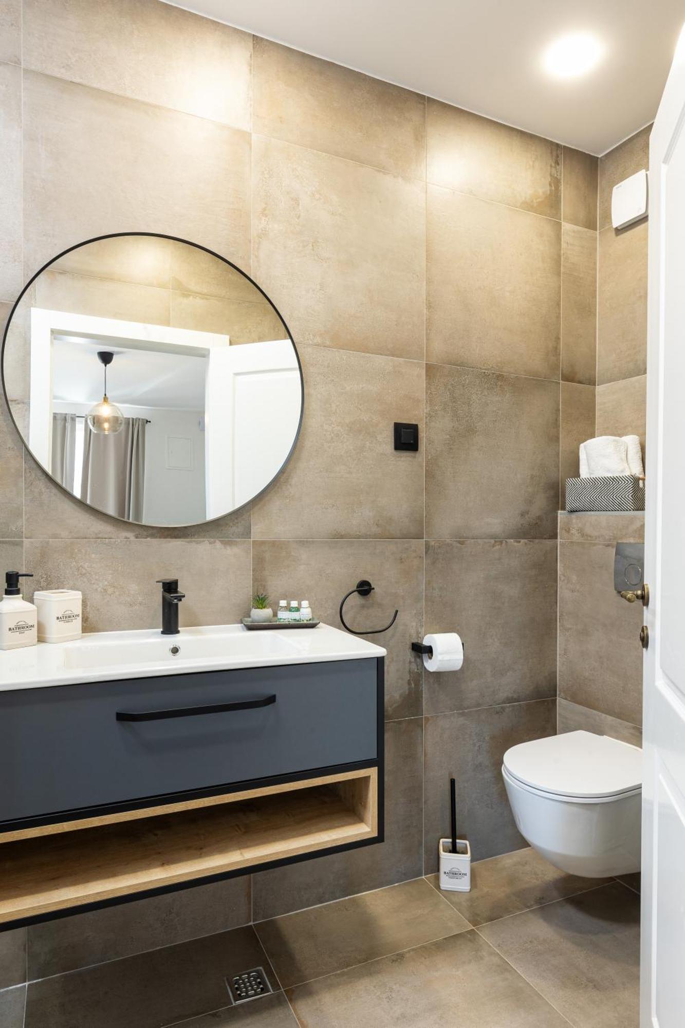 Honoris - Brand New - Private Parking - 90 M From The Beach- Terrace *