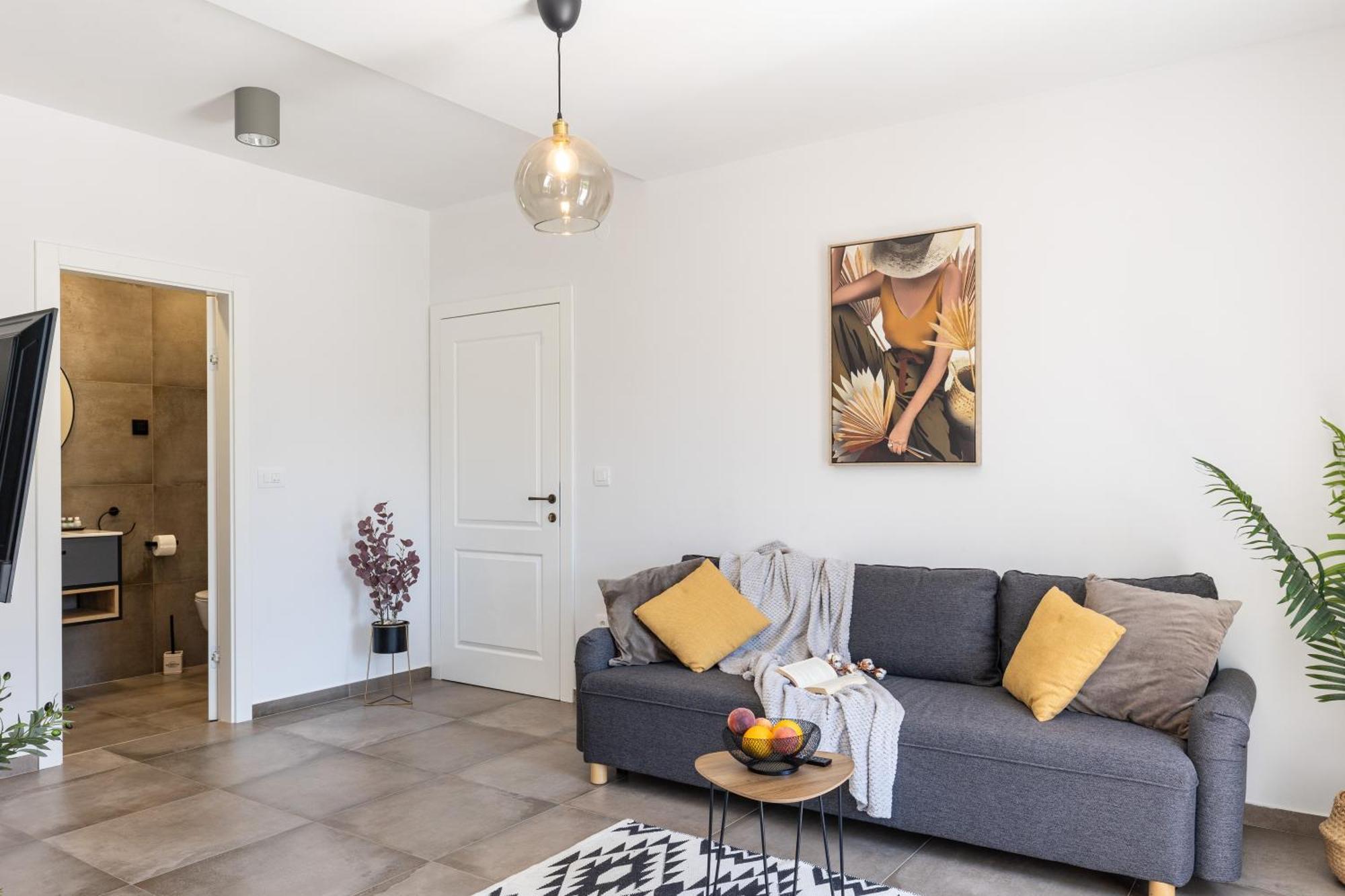 Honoris - Brand New - Private Parking - 90 M From The Beach- Terrace