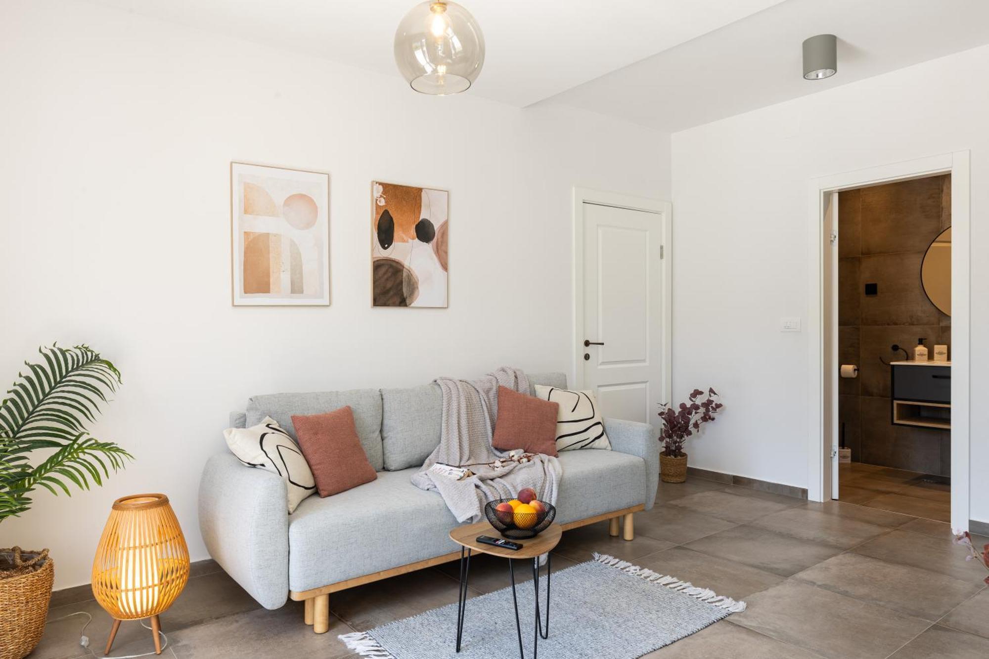 Honoris - Brand New - Private Parking - 90 M From The Beach- Terrace * Slano
