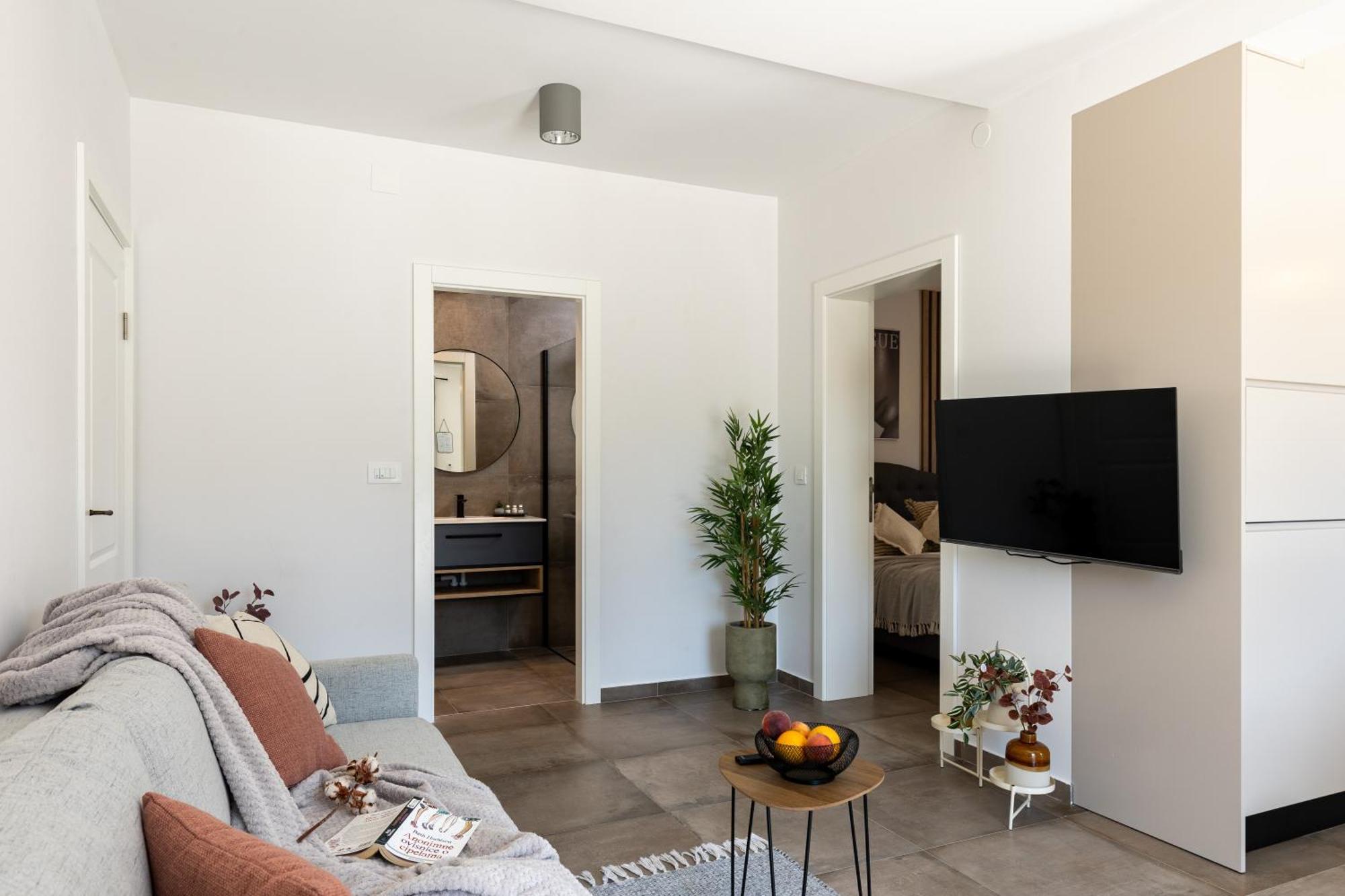 Honoris - Brand New - Private Parking - 90 M From The Beach- Terrace Apartment