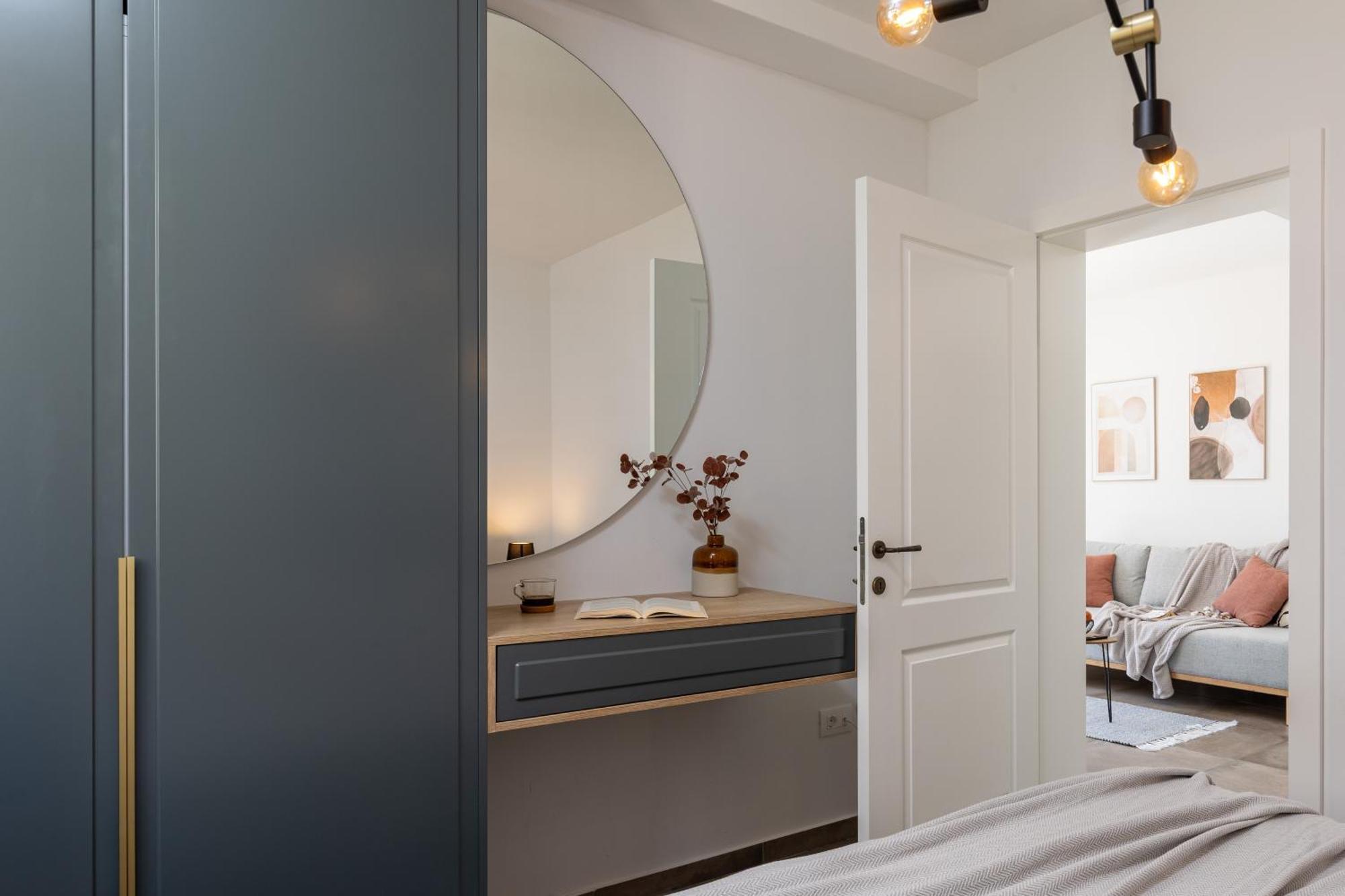 Apartment Honoris - Brand New - Private Parking - 90 M From The Beach- Terrace *